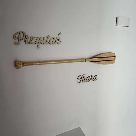 Przystan Ikara Apartman *